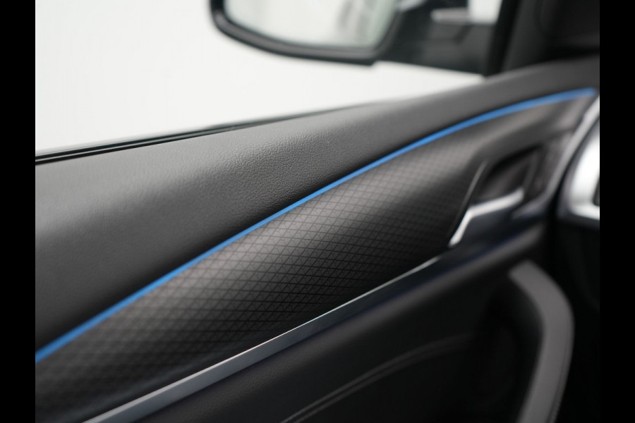 BMW X3 xDrive30e M Sport Plug In Hybrid 293pk Dealer O.H PHEV | Trekhaak Af Fabriek | Panodak | Head Up | Lederen Sportstoelen Memory & Ventilatie | Laser LED | Keyless | Stuur & Stoelen Verwarmd | Apple Carplay | Sfeerverlichting |  Cruise Control