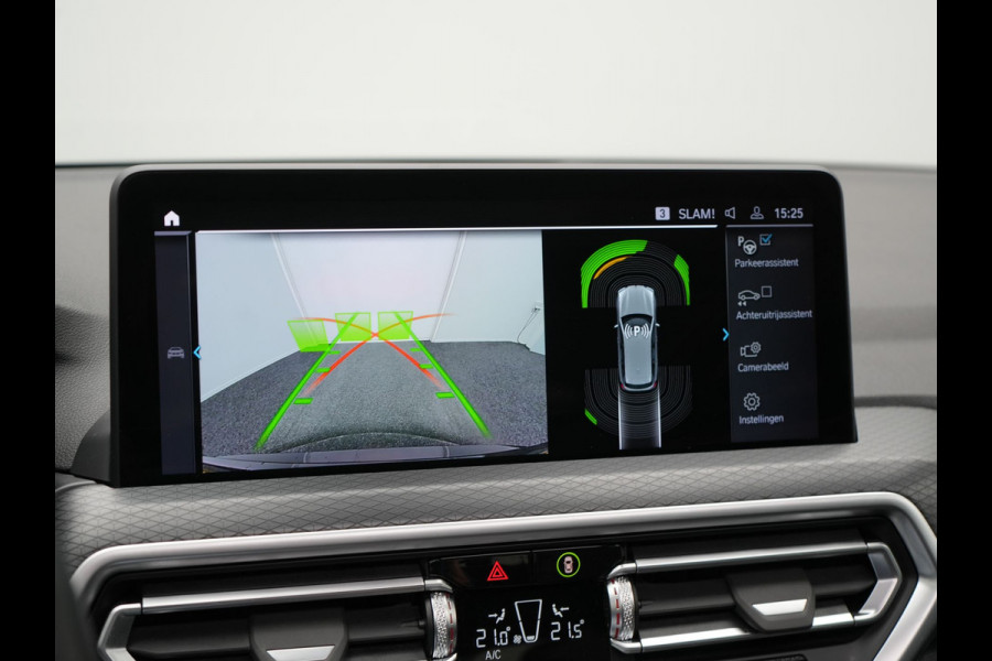 BMW X3 xDrive30e M Sport Plug In Hybrid 293pk Dealer O.H PHEV | Trekhaak Af Fabriek | Panodak | Head Up | Lederen Sportstoelen Memory & Ventilatie | Laser LED | Keyless | Stuur & Stoelen Verwarmd | Apple Carplay | Sfeerverlichting |  Cruise Control