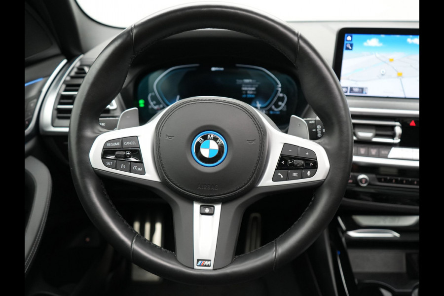 BMW X3 xDrive30e M Sport Plug In Hybrid 293pk Dealer O.H PHEV | Trekhaak Af Fabriek | Panodak | Head Up | Lederen Sportstoelen Memory & Ventilatie | Laser LED | Keyless | Stuur & Stoelen Verwarmd | Apple Carplay | Sfeerverlichting |  Cruise Control