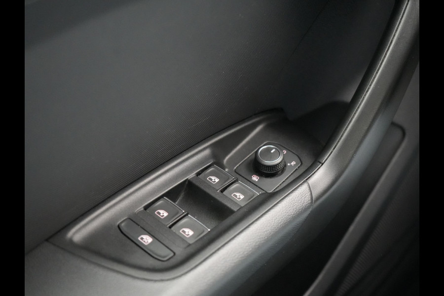 Audi A1 Sportback 30 TFSI S Line 111pk Dealer O.H. | LED | Apple Carplay | Keyless | Stoelverwarming | Navigatie | Virtual Cockpit | DAB | Audi A1 Sportback 30 TFSI S Line 111pk Dealer O.H. | LED | Apple Carplay | Keyless | Stoelverwarming | Navigatie | Virtual Cockpit | DAB |