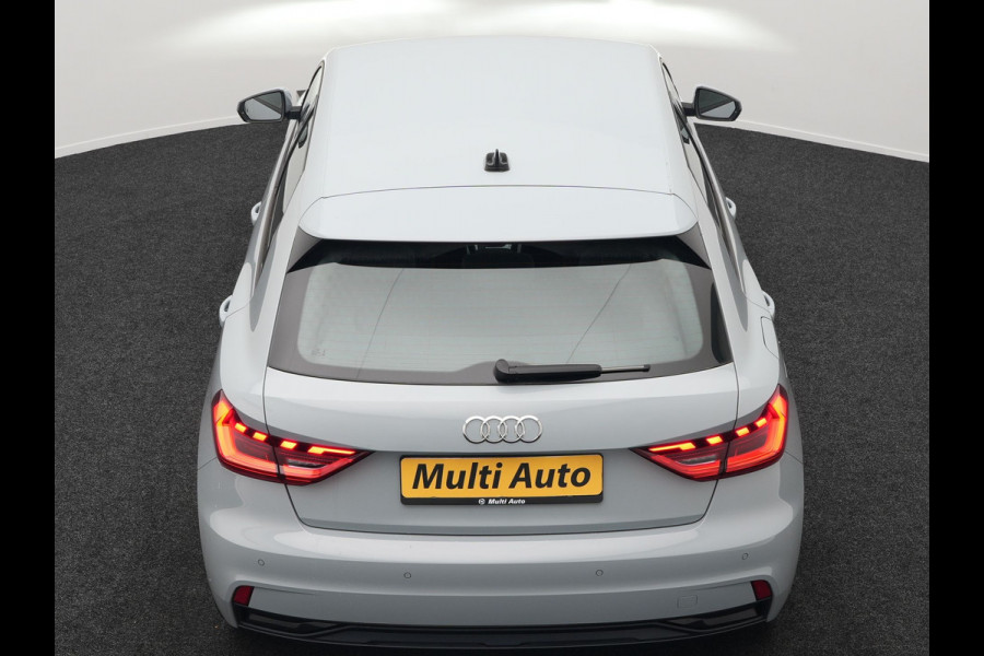 Audi A1 Sportback 30 TFSI S Line 111pk Dealer O.H. | LED | Apple Carplay | Keyless | Stoelverwarming | Navigatie | Virtual Cockpit | DAB | Audi A1 Sportback 30 TFSI S Line 111pk Dealer O.H. | LED | Apple Carplay | Keyless | Stoelverwarming | Navigatie | Virtual Cockpit | DAB |