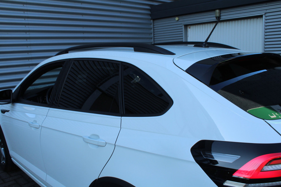 Volkswagen Taigo 1.5 TSI 150pk R-Line DSG7 Clima Cruise Carplay Camera Dig. Cockpit 17"LMV Trekhaak 1200kg