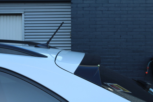 Volkswagen Taigo 1.5 TSI 150pk R-Line DSG7 Clima Cruise Carplay Camera Dig. Cockpit 17"LMV Trekhaak 1200kg