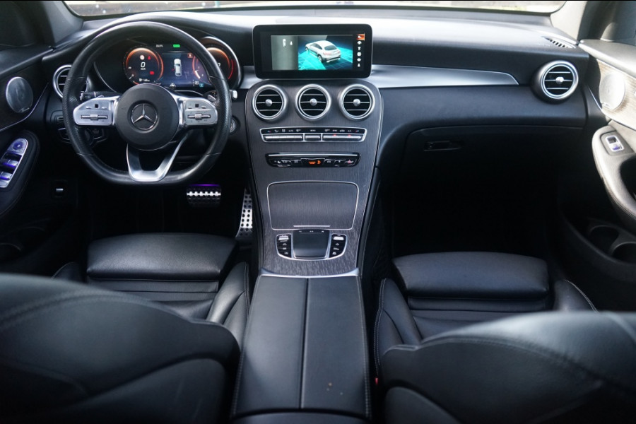 Mercedes-Benz GLC Coupé 300 AMG 4Matic Pano/Burm/360/Distr/9G/258PK