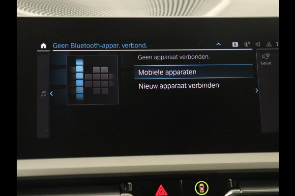 BMW 3 Serie Touring 330e | Keyless | Full LED | Carplay | Navigatie | Leder | Stoelverwarming | Camera | LMV 17 inch | Cruise control | Getint glas