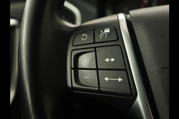 Volvo XC60 2.0 D3 Ocean Race | Adaptive cruise | Trekhaak | Leder | Camera | Stoelverwarming | Navigatie | Bluetooth