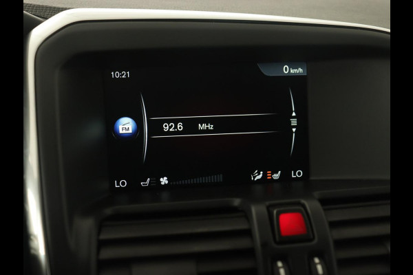 Volvo XC60 2.0 D3 Ocean Race | Adaptive cruise | Trekhaak | Leder | Camera | Stoelverwarming | Navigatie | Bluetooth