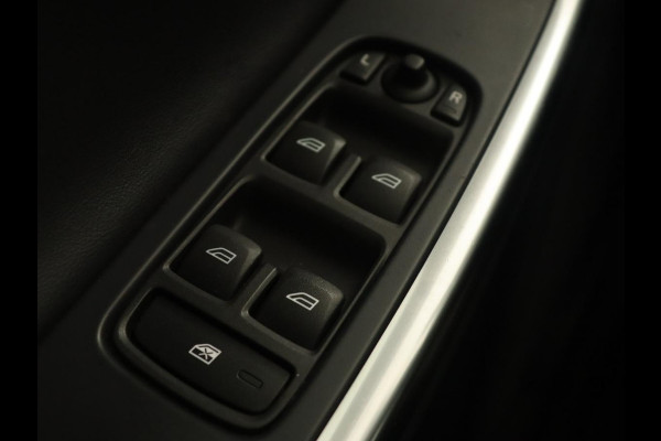 Volvo XC60 2.0 D3 Ocean Race | Adaptive cruise | Trekhaak | Leder | Camera | Stoelverwarming | Navigatie | Bluetooth