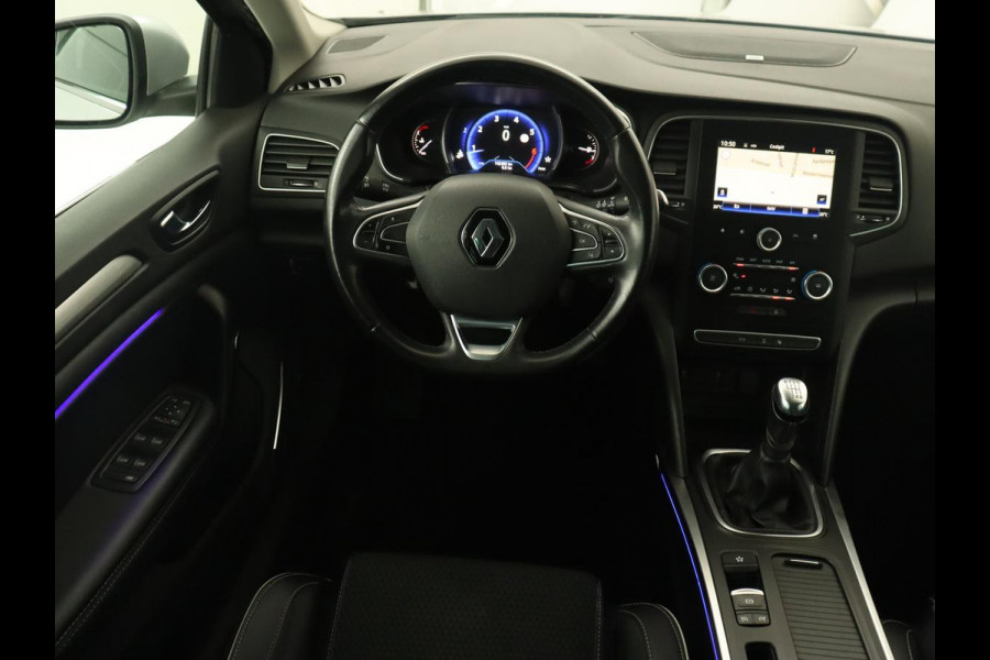 Renault Mégane 1.2 TCe Bose | Camera | Half leder | Carplay | Keyless | Navigatie | Massage | Dodehoek detectie | Trekhaak | Climate control | Bluetooth | BOSE Sound | Cruise control | Parkeerhulp