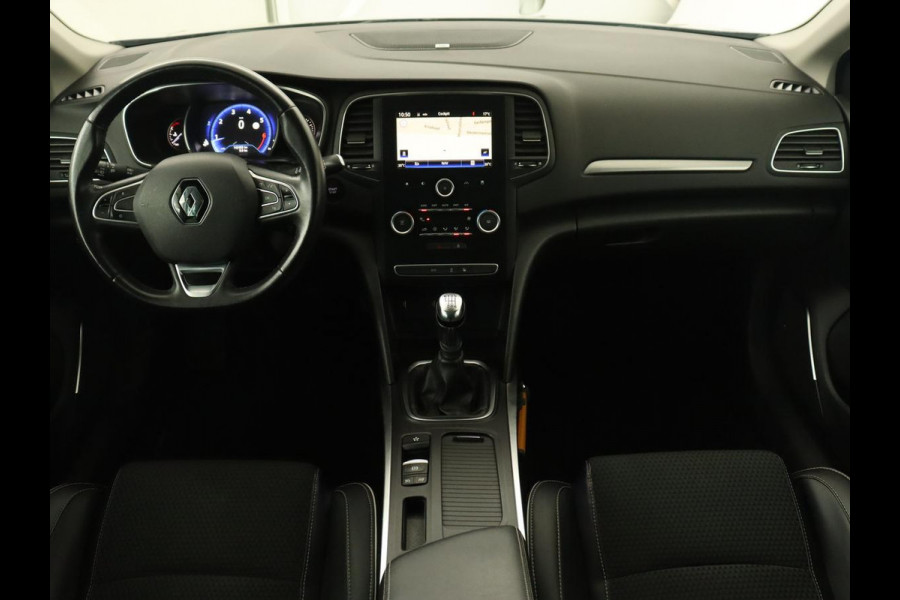 Renault Mégane 1.2 TCe Bose | Camera | Half leder | Carplay | Keyless | Navigatie | Massage | Dodehoek detectie | Trekhaak | Climate control | Bluetooth | BOSE Sound | Cruise control | Parkeerhulp