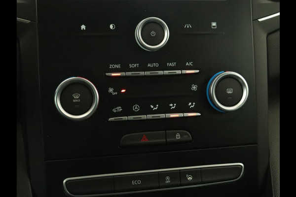 Renault Mégane 1.2 TCe Bose | Camera | Half leder | Carplay | Keyless | Navigatie | Massage | Dodehoek detectie | Trekhaak | Climate control | Bluetooth | BOSE Sound | Cruise control | Parkeerhulp