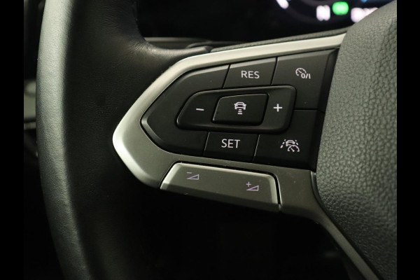 Volkswagen Golf 1.5 eTSI Style | Panoramadak | Automaat 1.5 eTSI Style | Panoramadak | Automaat | Navigatie | Memory | Adaptive cruise | Camera | Park assist | Carplay | Sfeerverlichting | Lane assist