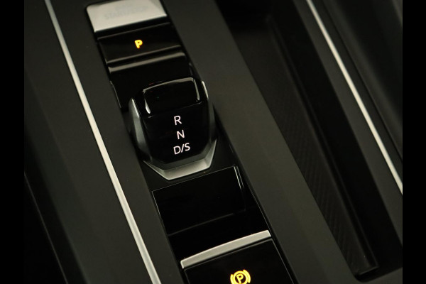 Volkswagen Golf 1.5 eTSI Style | Panoramadak | Automaat 1.5 eTSI Style | Panoramadak | Automaat | Navigatie | Memory | Adaptive cruise | Camera | Park assist | Carplay | Sfeerverlichting | Lane assist