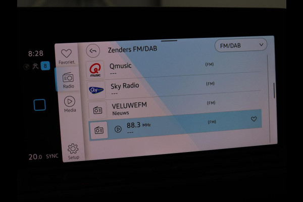 Volkswagen Golf 1.5 eTSI Style | Panoramadak | Automaat 1.5 eTSI Style | Panoramadak | Automaat | Navigatie | Memory | Adaptive cruise | Camera | Park assist | Carplay | Sfeerverlichting | Lane assist