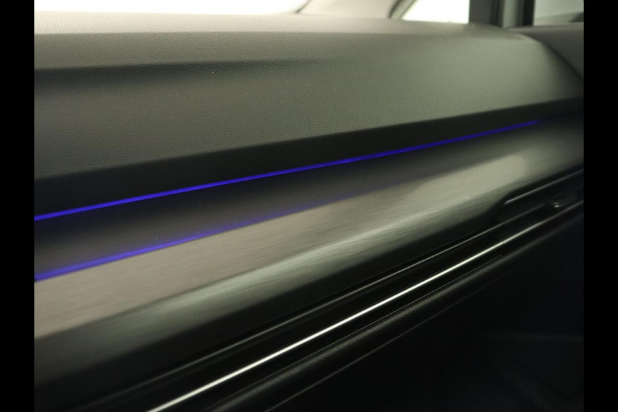 Volkswagen Golf 1.5 eTSI Style | Panoramadak | Automaat 1.5 eTSI Style | Panoramadak | Automaat | Navigatie | Memory | Adaptive cruise | Camera | Park assist | Carplay | Sfeerverlichting | Lane assist