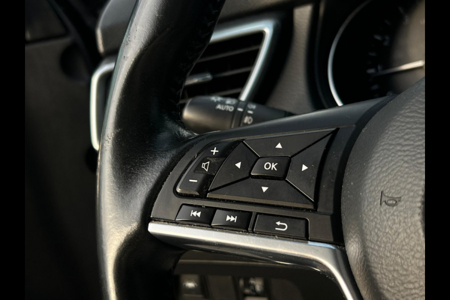 Nissan QASHQAI 1.2 N-Connecta PANODAK | TREKHAAK | NL-AUTO