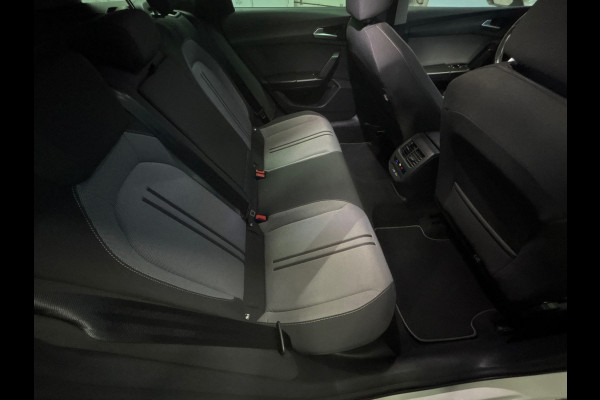 Seat Leon Sportstourer 1.0 TSI Style Business Intense Navi | Clima | Cruise | Camera | PDC | Trekhaak