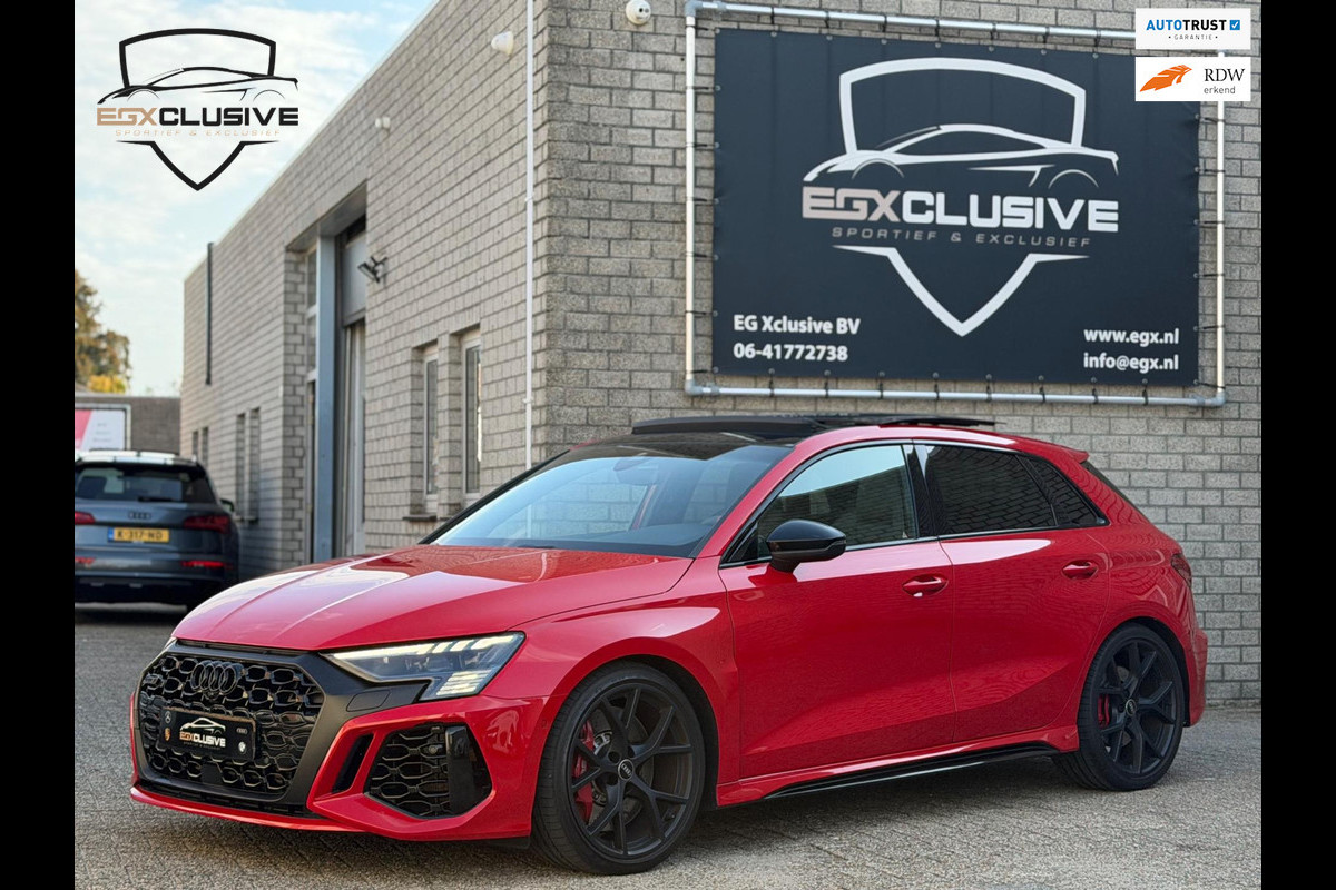 Audi RS3 Sportback 2.5 TFSI Quattro RS ZETELS | PANO | ACC | LANE | ELEKTRISCHE STOELEN