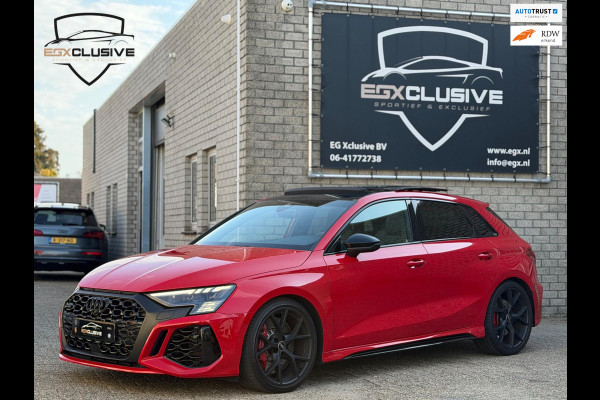 Audi RS3 Sportback 2.5 TFSI Quattro RS ZETELS | PANO | ACC | LANE | ELEKTRISCHE STOELEN