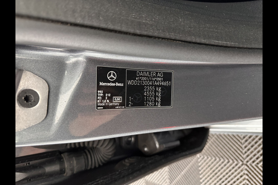 Mercedes-Benz E-Klasse 220 d AMG-Line (INCL-BTW ) Aut. *PANO | FULL-LED | LEATHER-MICROFIBRE | WIDE-SCREEN-DIGI-COCKPIT | NAVI-FULLMAP | AMBIENT-LIGHT | HEATED-SPORTSEATS | ECC | SHIFT-PADLLES | PDC | CRUISE | 19"ALU*