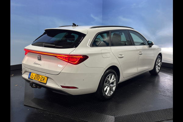 Seat Leon Sportstourer 1.0 TSI Style Business Intense Navi | Clima | Cruise | Camera | PDC | Trekhaak
