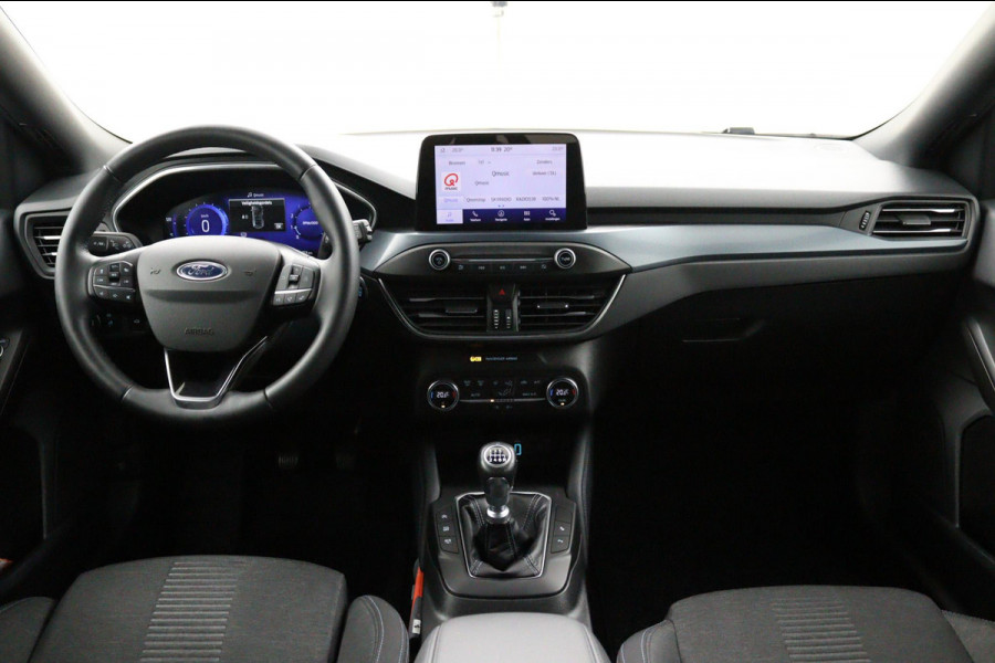 Ford FOCUS Wagon 1.0 EcoBoost Hybrid Active*ECC*NAVI*ACC*HAAK*CAM*