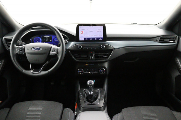 Ford FOCUS Wagon 1.0 EcoBoost Hybrid Active*ECC*NAVI*ACC*HAAK*CAM*