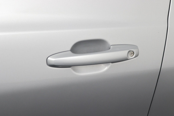 Ford FOCUS Wagon 1.0 EcoBoost Hybrid Active*ECC*NAVI*ACC*HAAK*CAM*