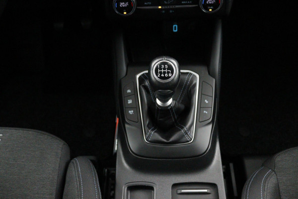 Ford FOCUS Wagon 1.0 EcoBoost Hybrid Active*ECC*NAVI*ACC*HAAK*CAM*