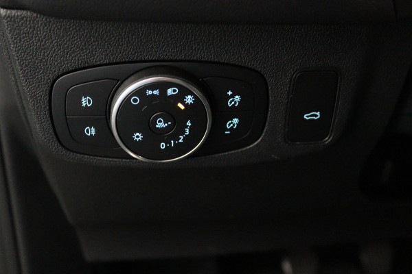 Ford FOCUS Wagon 1.0 EcoBoost Hybrid Active*ECC*NAVI*ACC*HAAK*CAM*