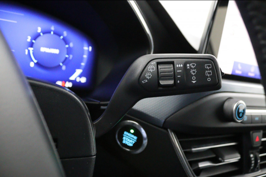 Ford FOCUS Wagon 1.0 EcoBoost Hybrid Active*ECC*NAVI*ACC*HAAK*CAM*