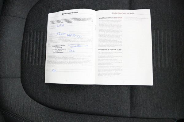 Ford FOCUS Wagon 1.0 EcoBoost Hybrid Active*ECC*NAVI*ACC*HAAK*CAM*