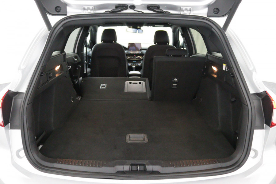 Ford FOCUS Wagon 1.0 EcoBoost Hybrid Active*ECC*NAVI*ACC*HAAK*CAM*