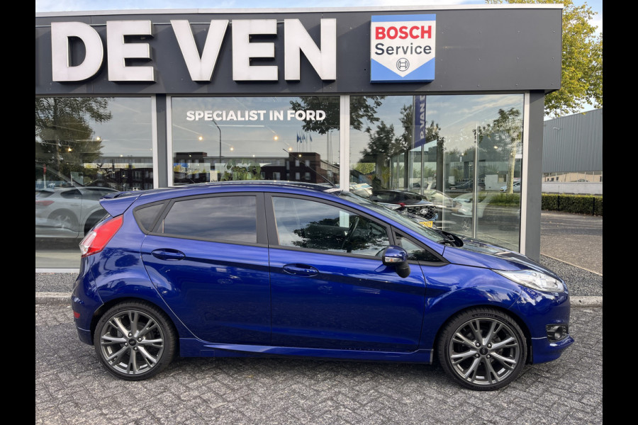 Ford Fiesta 1.0 EcoBoost ST Line 100pk/74kW 6-bak | Camera | Cruise | Navi | PDC | Privacy | Spoiler | Climate | Vooruitverwarming | etc. etc.
