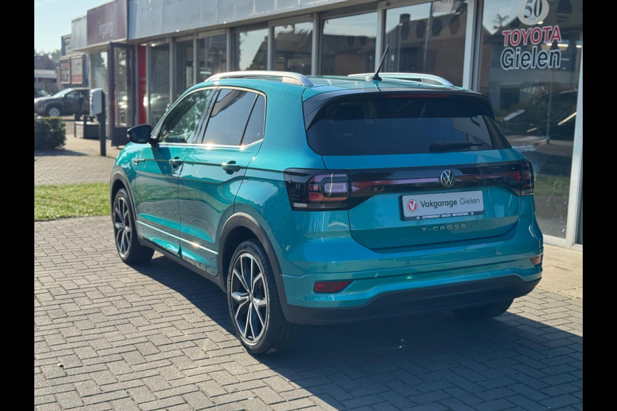 Volkswagen T-Cross 1.0 TSI 7-DSG R-Line | Dodehoekherkenning, Stoelverwarming, 18 inch, Climate control, Adaptive cruise control