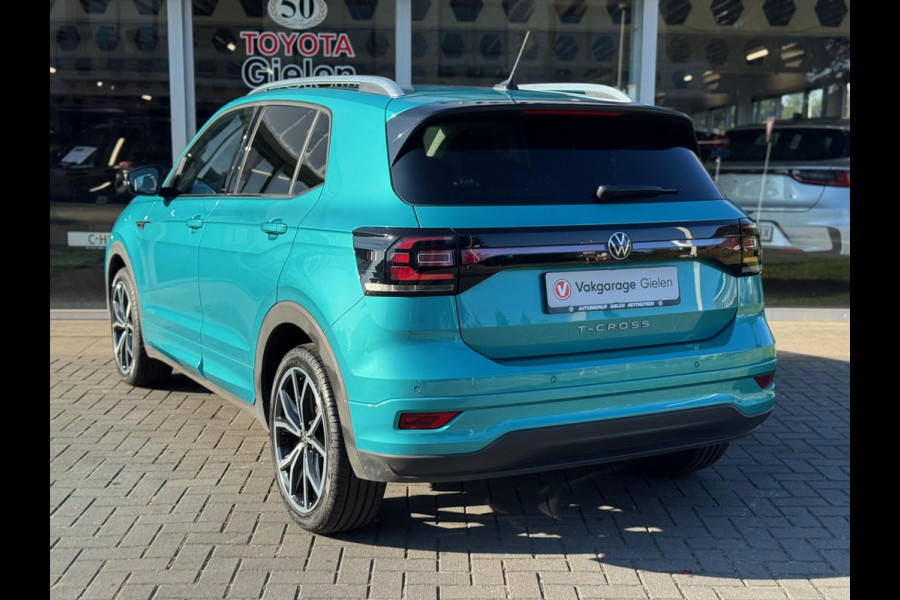 Volkswagen T-Cross 1.0 TSI 7-DSG R-Line | Dodehoekherkenning, Stoelverwarming, 18 inch, Climate control, Adaptive cruise control