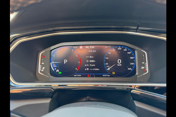Volkswagen T-Cross 1.0 TSI 7-DSG R-Line | Dodehoekherkenning, Stoelverwarming, 18 inch, Climate control, Adaptive cruise control