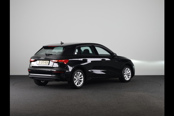 Audi A3 Sportback 30 TFSI Pro Line 110 pk S-tronic | Navigatie via App | Parkeersensoren achter | Cruise control | Apple Carplay/Android Auto | Audi A3 Sportback 30 TFSI Pro Line 110 pk S-tronic | Navigatie via App | Parkeersensoren achter | Cruise control | Apple Carplay/Android Auto |