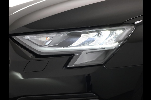 Audi A3 Sportback 30 TFSI Pro Line 110 pk S-tronic | Navigatie via App | Parkeersensoren achter | Cruise control | Apple Carplay/Android Auto | Audi A3 Sportback 30 TFSI Pro Line 110 pk S-tronic | Navigatie via App | Parkeersensoren achter | Cruise control | Apple Carplay/Android Auto |