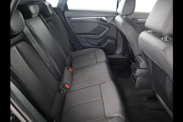 Audi A3 Sportback 30 TFSI Pro Line 110 pk S-tronic | Navigatie via App | Parkeersensoren achter | Cruise control | Apple Carplay/Android Auto | Audi A3 Sportback 30 TFSI Pro Line 110 pk S-tronic | Navigatie via App | Parkeersensoren achter | Cruise control | Apple Carplay/Android Auto |