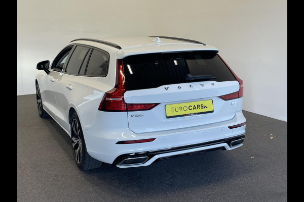Volvo V60 2.0 T6 Recharge AWD R-Design Expression PHEV 340PK Airco ECC Navi Carplay PDC VA + Camera Full LED Trekhaak Privacy Glass Winter Pack Sensus connect High Performance Cruise Control