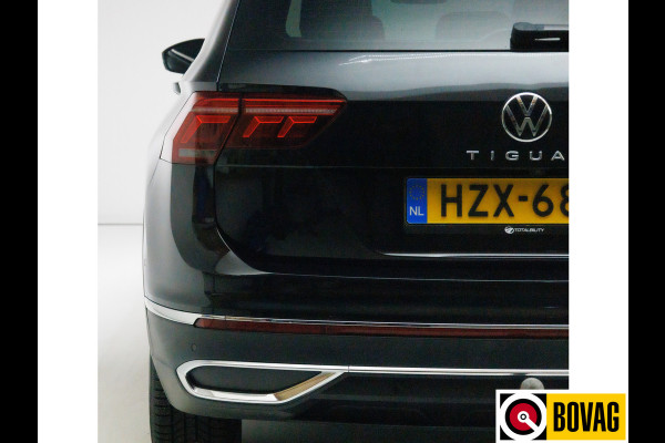 Volkswagen Tiguan 1.4 TSI eHybrid 245 PK Elegance Business+ | Panoramadak | Elec. trekhaak | Head-up display Digi dash, Navigatie, Stoel- stuurverwarming, Electrische klep, Achteruitrijcamera, Travel assist, DCC