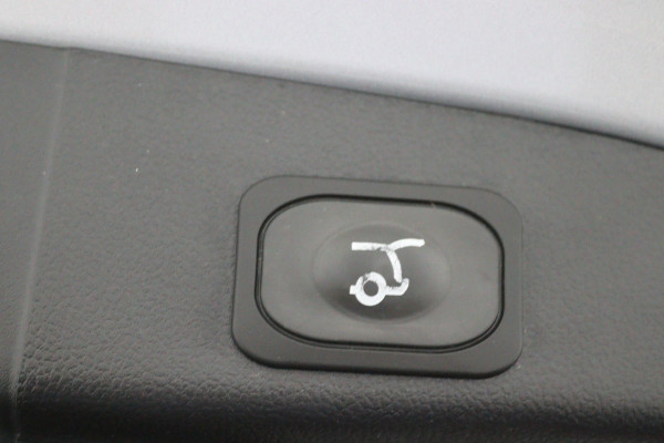 Ford FOCUS Wagon 1.0 EcoBoost Hybrid Active*ECC*NAVI*ACC*HAAK*CAM*