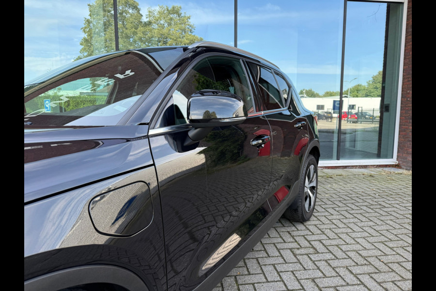Volvo XC40 1.5 T4 Recharge Inscription Expression - Automaat - Parkeerhulp - Navi - Climate