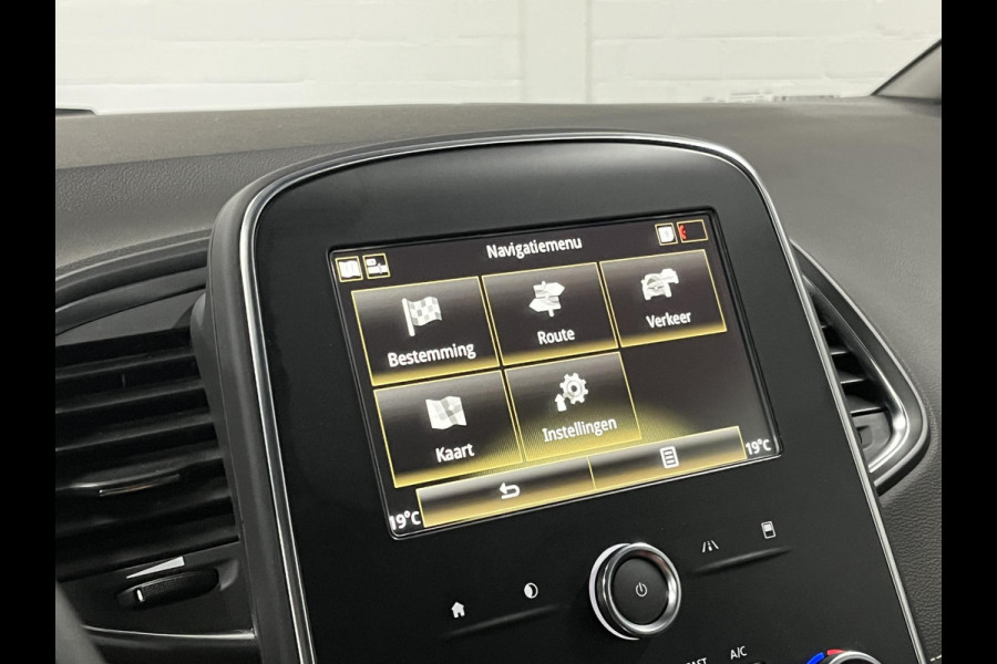 Renault Scénic 1.3 TCe Intens Trekhaak | Camera | Cruise control | Carplay | Keyless |