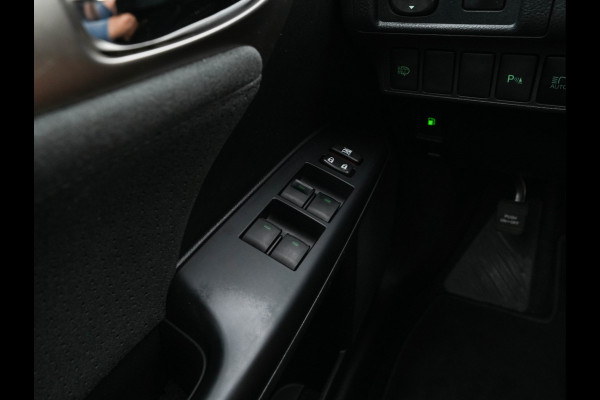Lexus CT 200h Edition-30 Aut. *FULL-LED | ALCANTARA | NAVI-FULLMAP | HEATED-COMFORTSEATS | CAMERA | KEYLESS | ECC | LANE-ASSIST | PDC | ADAPTIVE-CRUISE | TOWBAR | PREMIUM-HIFI | 16"ALU*