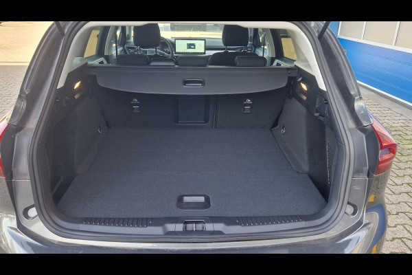 Ford Focus 1.0 EcoBoost Hybrid Titanium X 125pk | Driver Assistance Pack | Winterpack Ford Focus 1.0 EcoBoost Hybrid Titanium X 125pk | Driver Assistance Pack | Winterpack