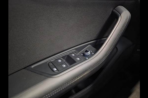 Audi A4 Avant 40 TFSI S-Tronic Business Aut New Model 2021! Airco ECC Navi Cruise Control Facelift 204 pk Audi A4 Avant 40 TFSI S-Tronic Business Aut New Model 2021! Airco ECC Navi Cruise Control Facelift 204 pk