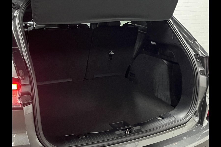 Ford Kuga 1.5 EcoBoost ST-Line X *1800 kg Trekgewicht | Open dak | Trekhaak | Adapt. cruise control | Carplay | Stuur-/Stoelverwarming