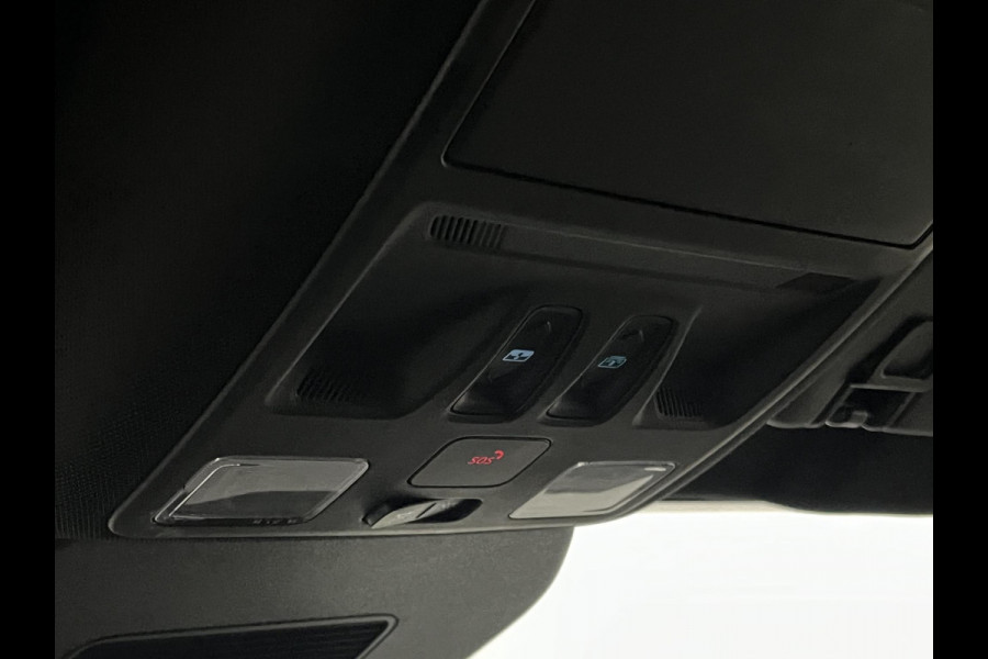 Ford Kuga 1.5 EcoBoost ST-Line X *1800 kg Trekgewicht | Open dak | Trekhaak | Adapt. cruise control | Carplay | Stuur-/Stoelverwarming
